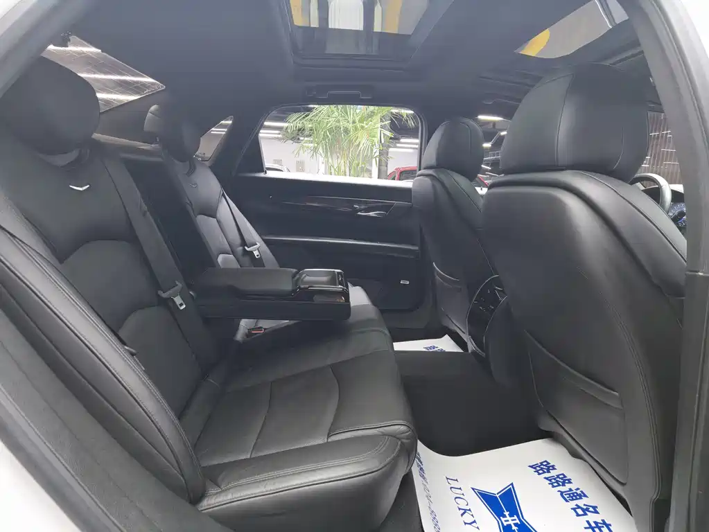 Cadillac CT6 — миниатюра 9