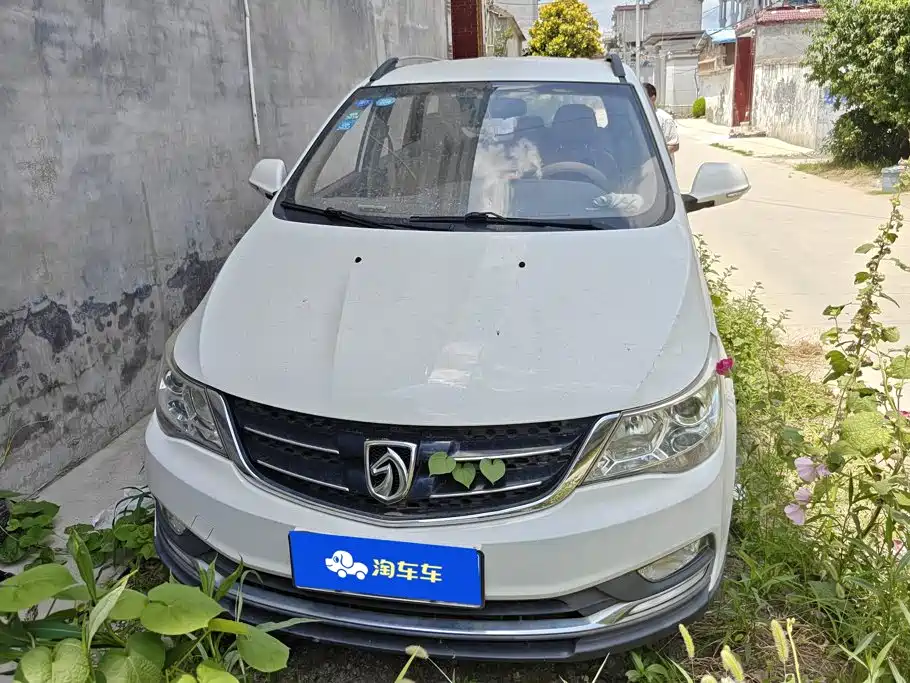 Baojun 730 2016 1.5T MT Comfort 7 мест