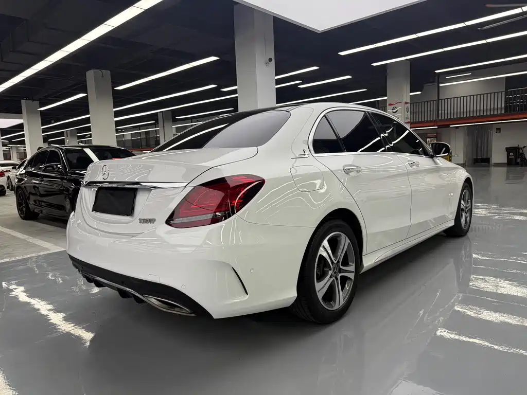 Mercedes-Benz C-Class — миниатюра 52