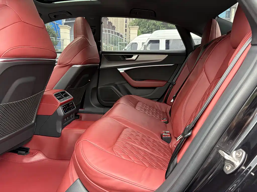 Audi A7L — миниатюра 5