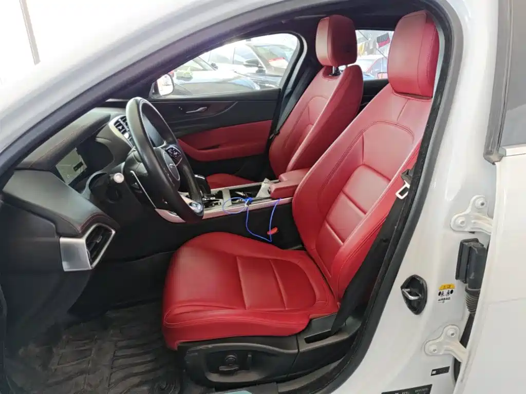 Jaguar XEL — миниатюра 15