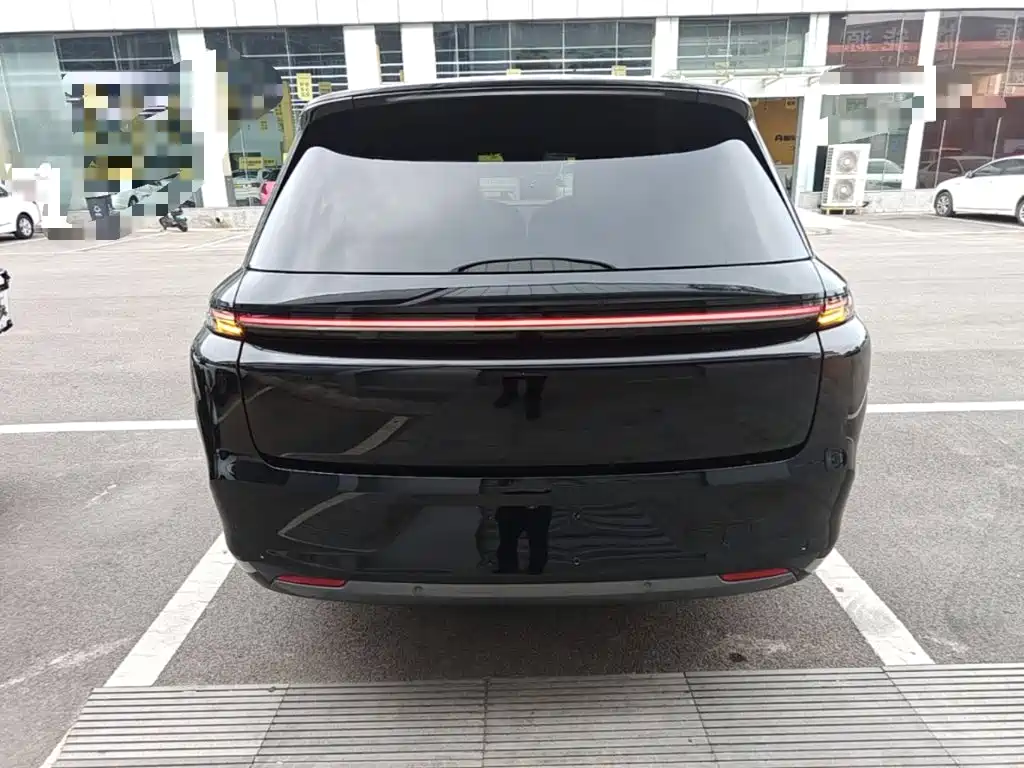 Li Auto Li L8 — миниатюра 6