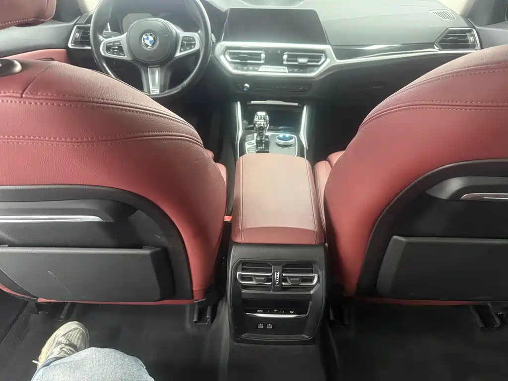 BMW 3 Series — миниатюра 12