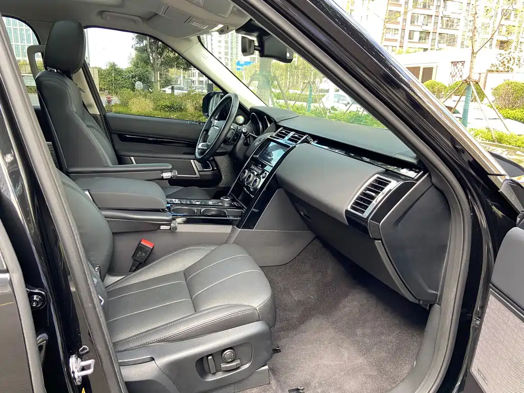 Land Rover Discovery — миниатюра 16