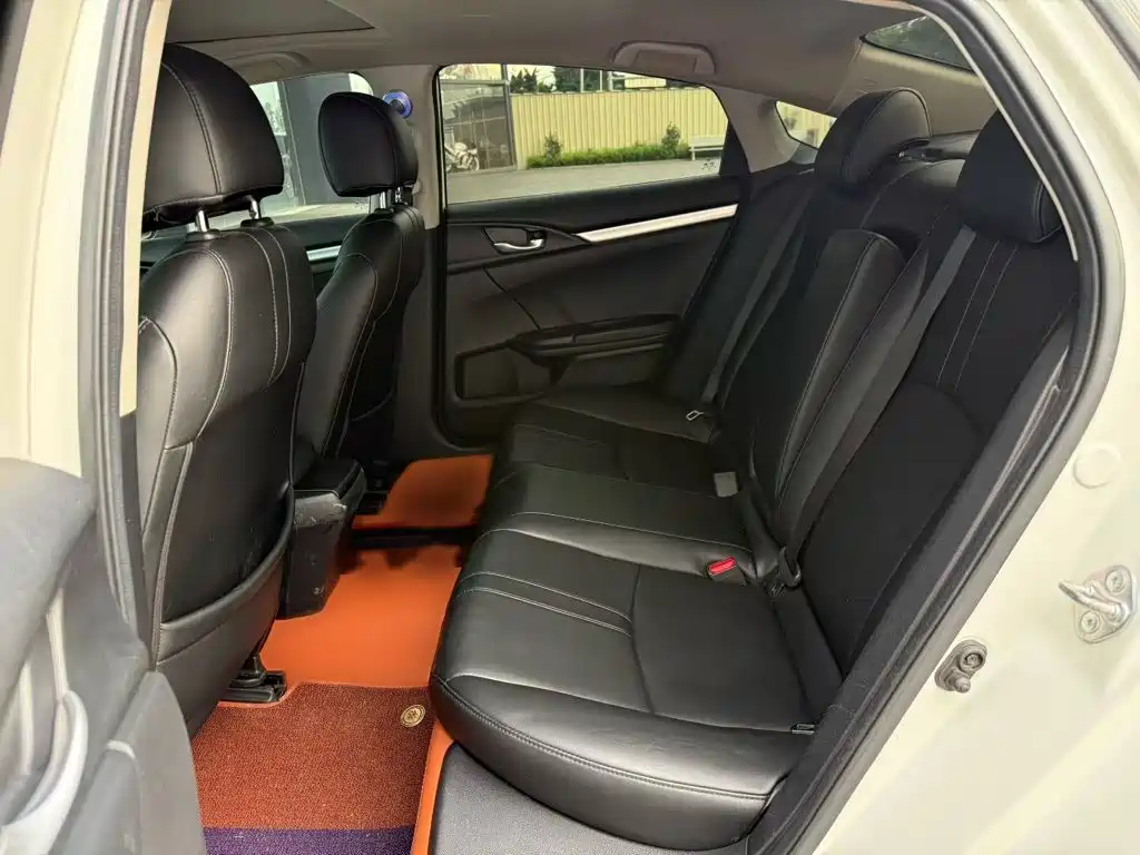 Honda Civic — миниатюра 11