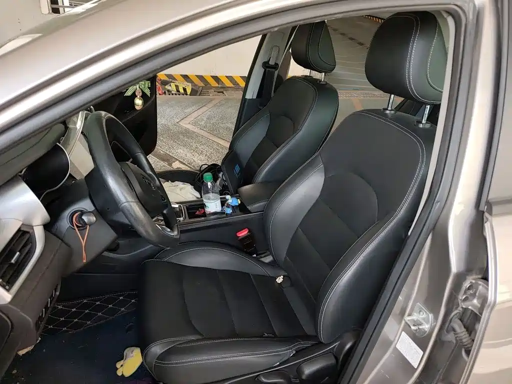 Geely Emgrand — миниатюра 8