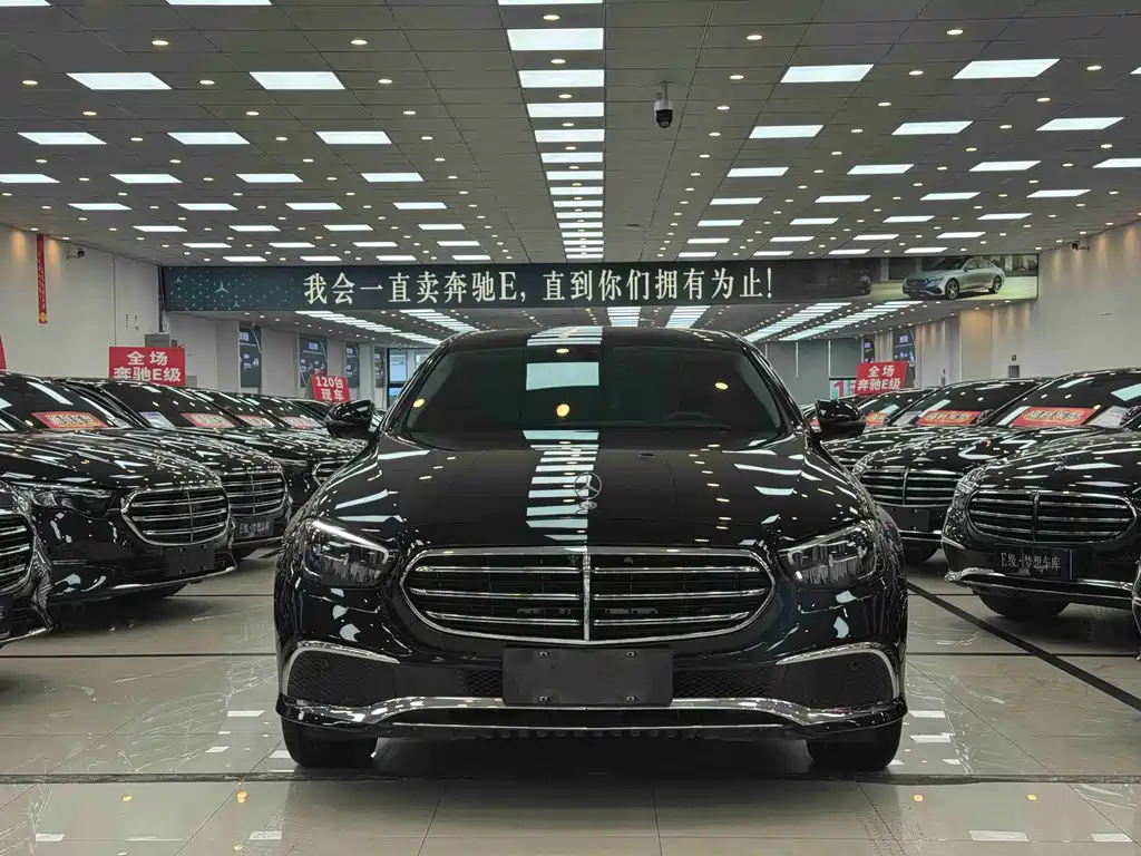 Mercedes-Benz E-Class 2023