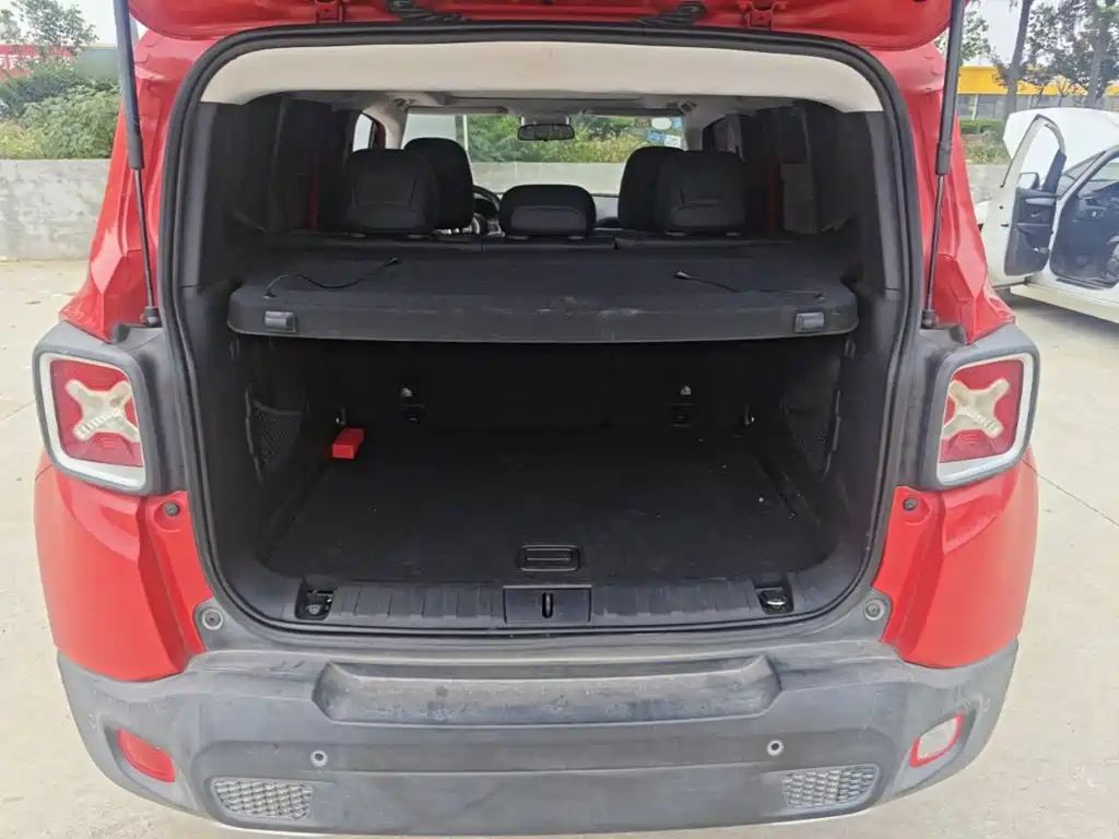 Jeep Renegade — миниатюра 19