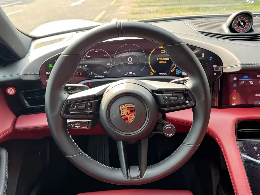 Porsche Taycan — миниатюра 11