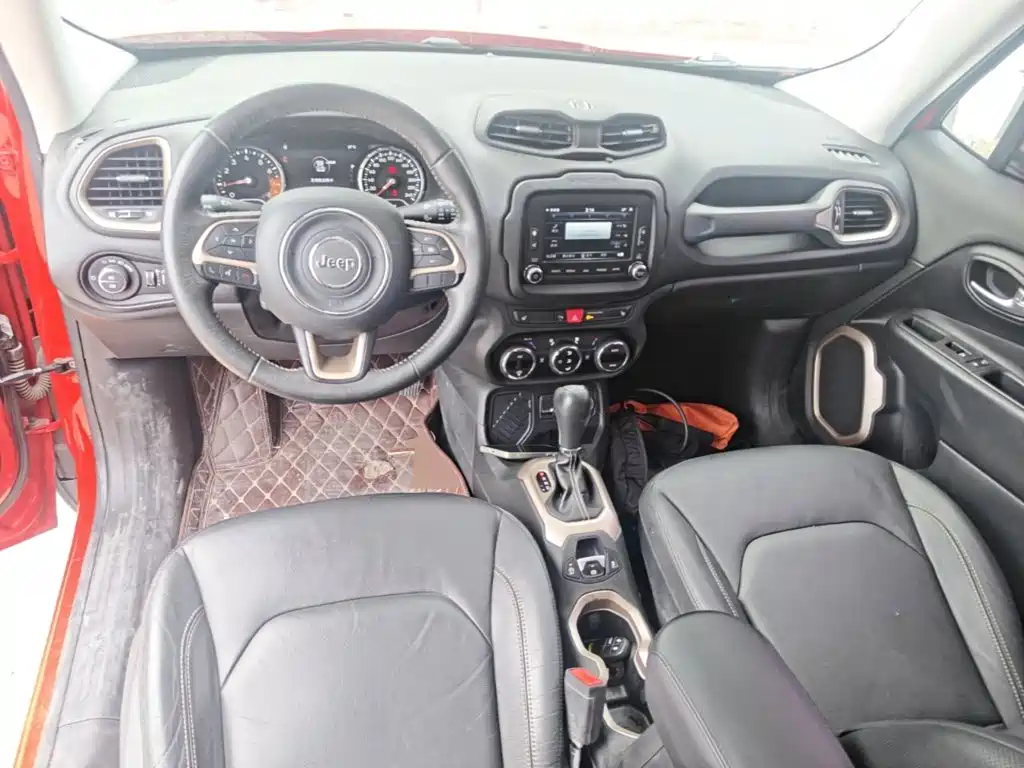 Jeep Renegade — миниатюра 10