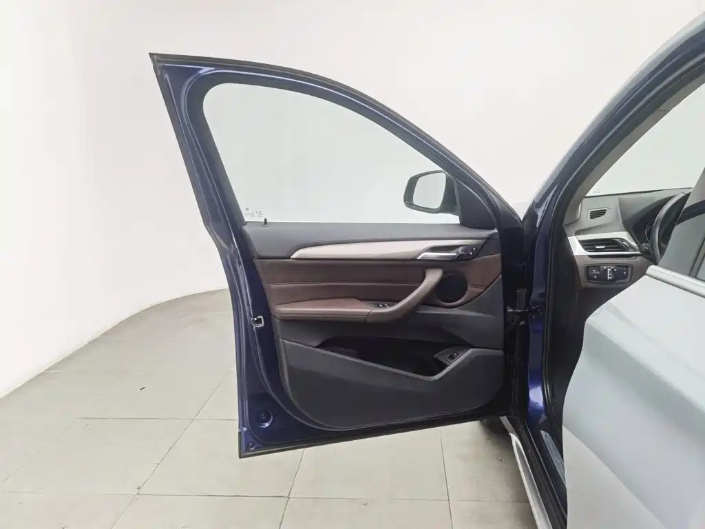 BMW X1 — миниатюра 8