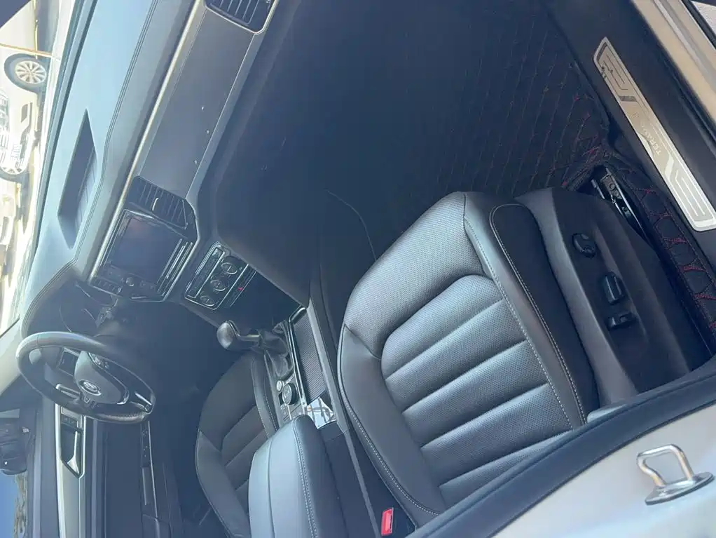 Volkswagen Teramont — миниатюра 3