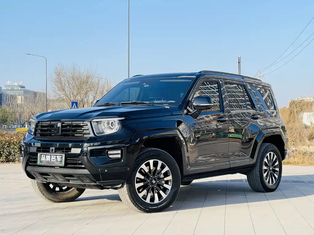 TANK TANK 700 NEW ENERGY