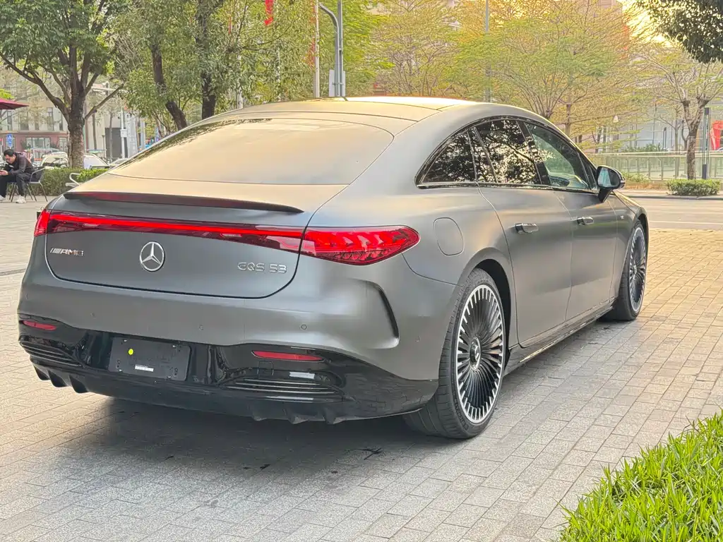 MERCEDES-BENZ EQS AMG