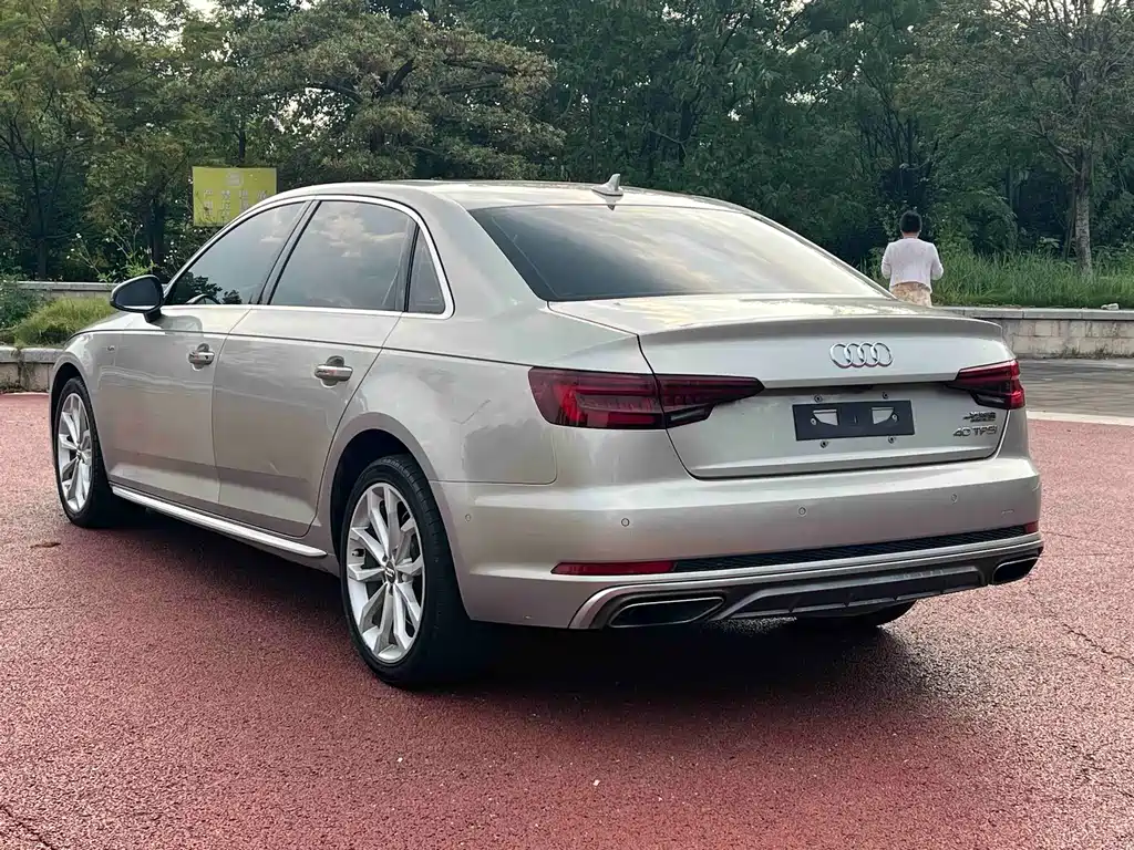 Audi A4L — миниатюра 4