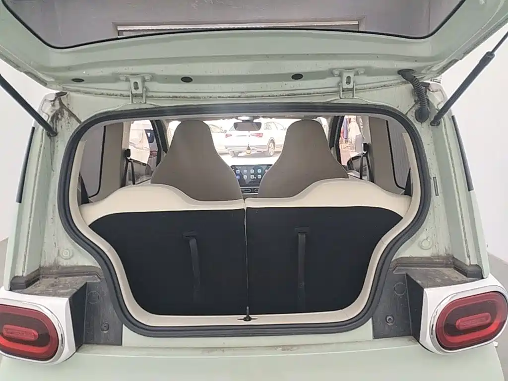 Wuling MINIEV — миниатюра 19