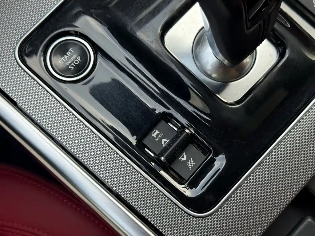 Jaguar XEL — миниатюра 10