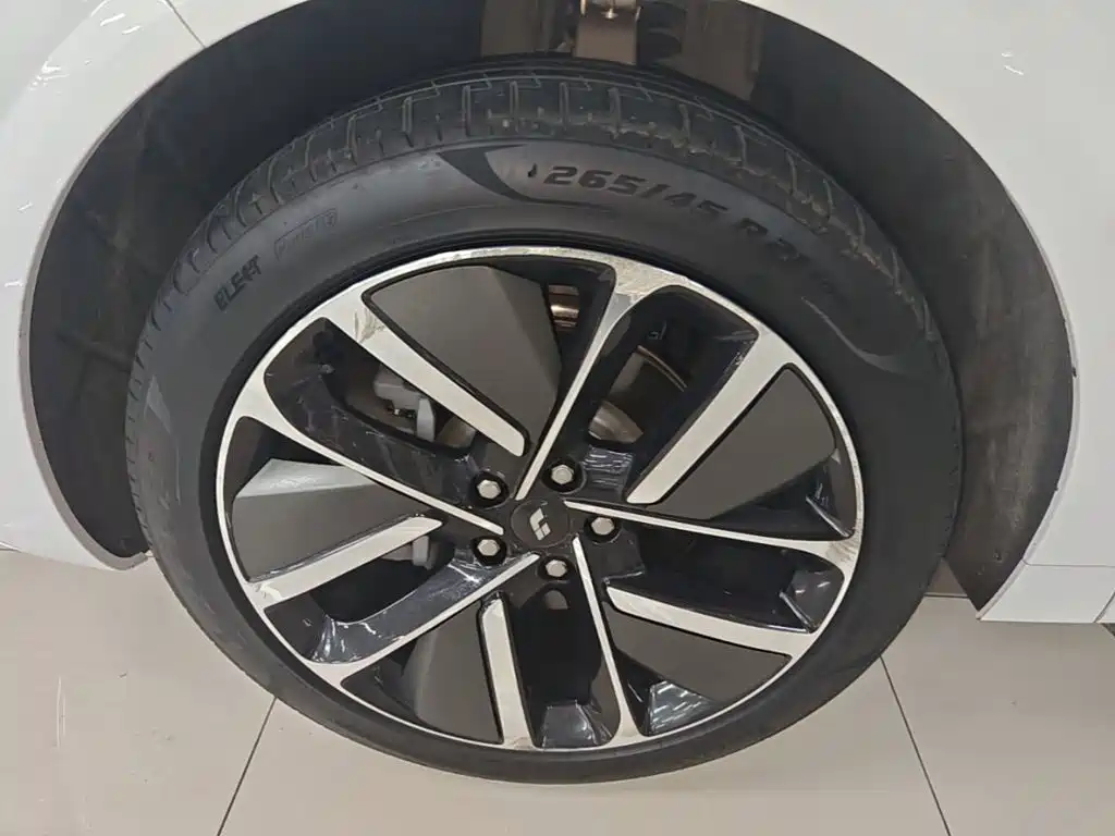 Li Auto Li L6 — миниатюра 23