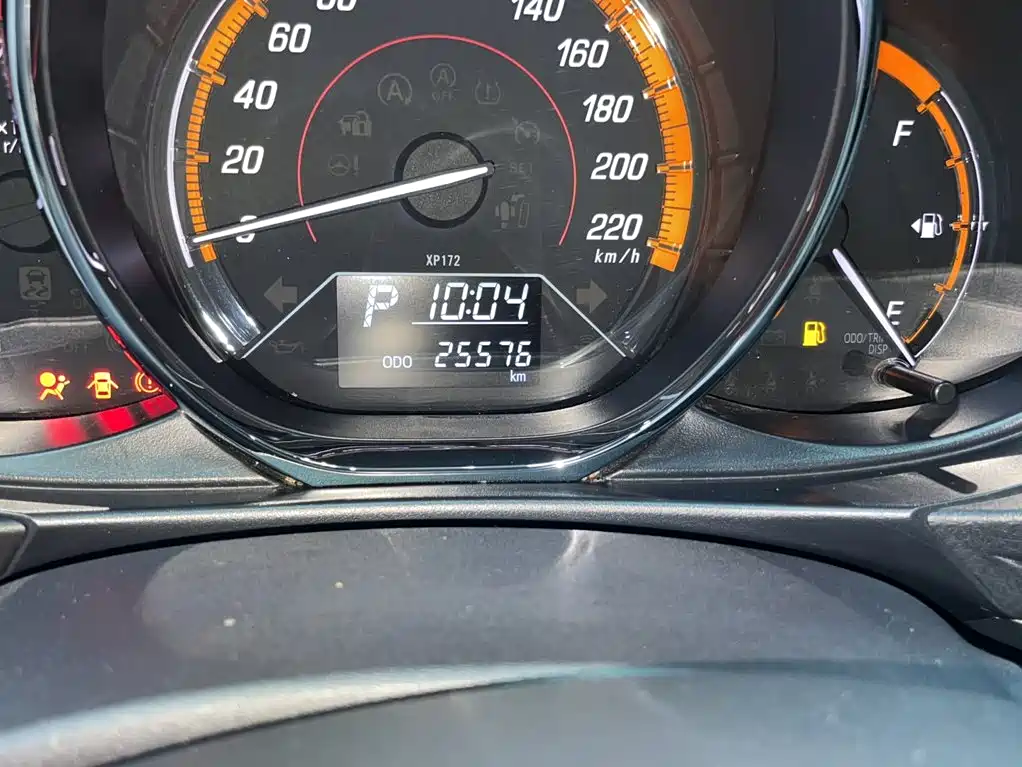 Toyota Yaris L — миниатюра 5