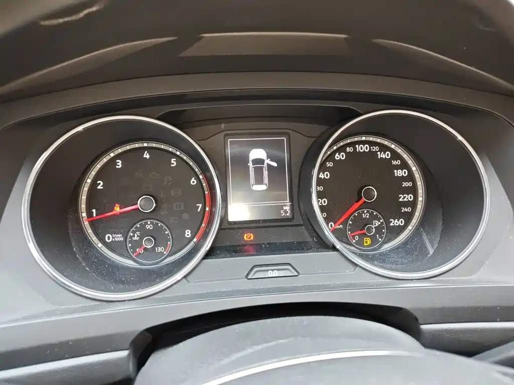 Volkswagen Tiguan L — миниатюра 12