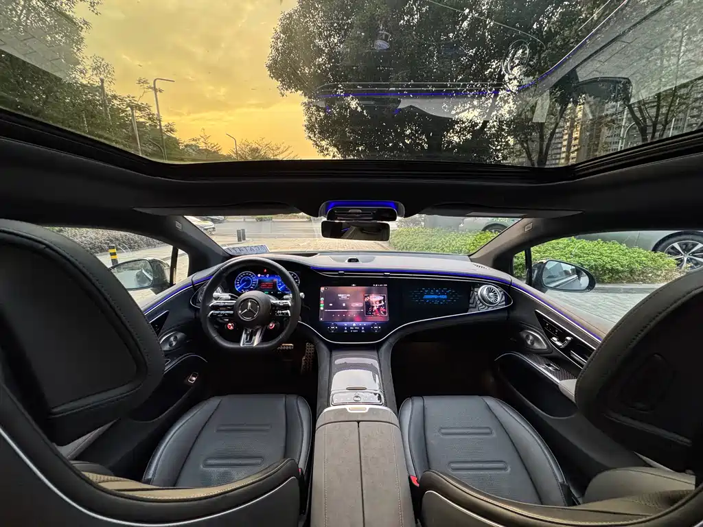 MERCEDES-BENZ EQS AMG