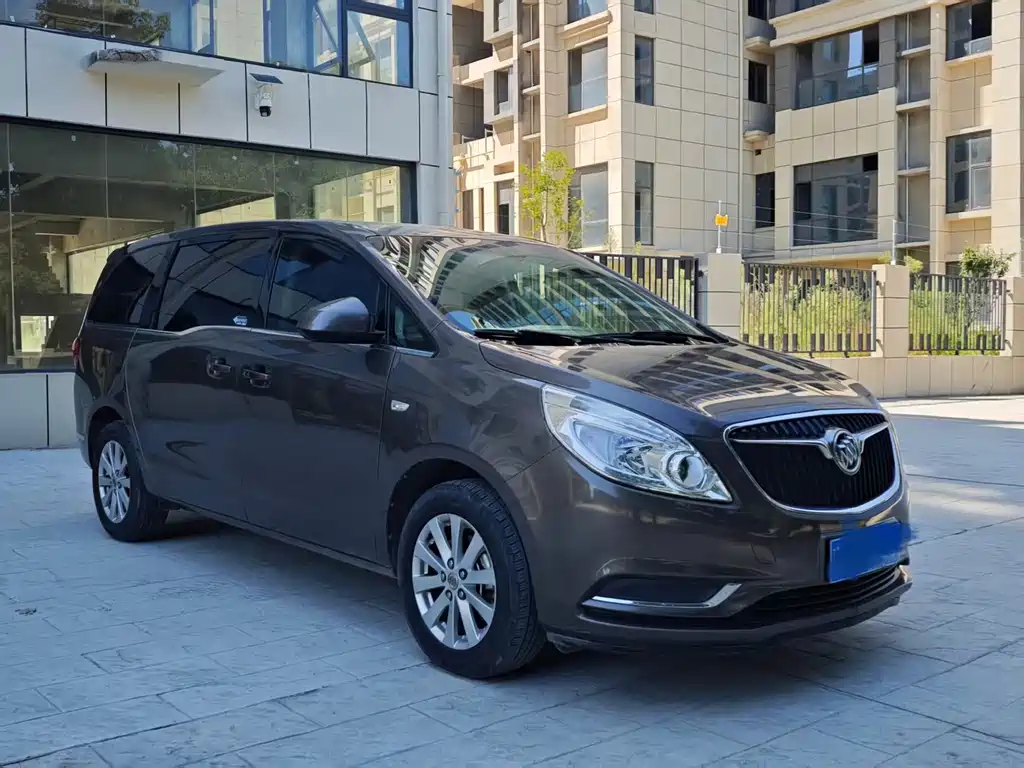 Buick GL8 — миниатюра 3