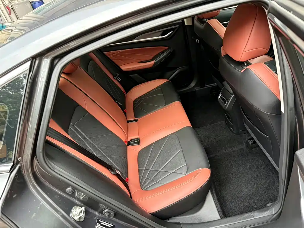 Changan Eado — миниатюра 5