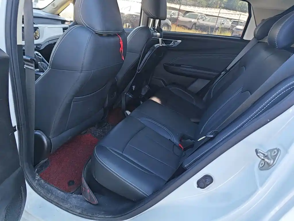 Geely Vision X3 — миниатюра 22