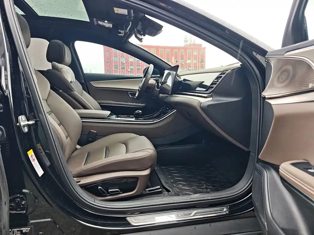 BYD Han — миниатюра 12