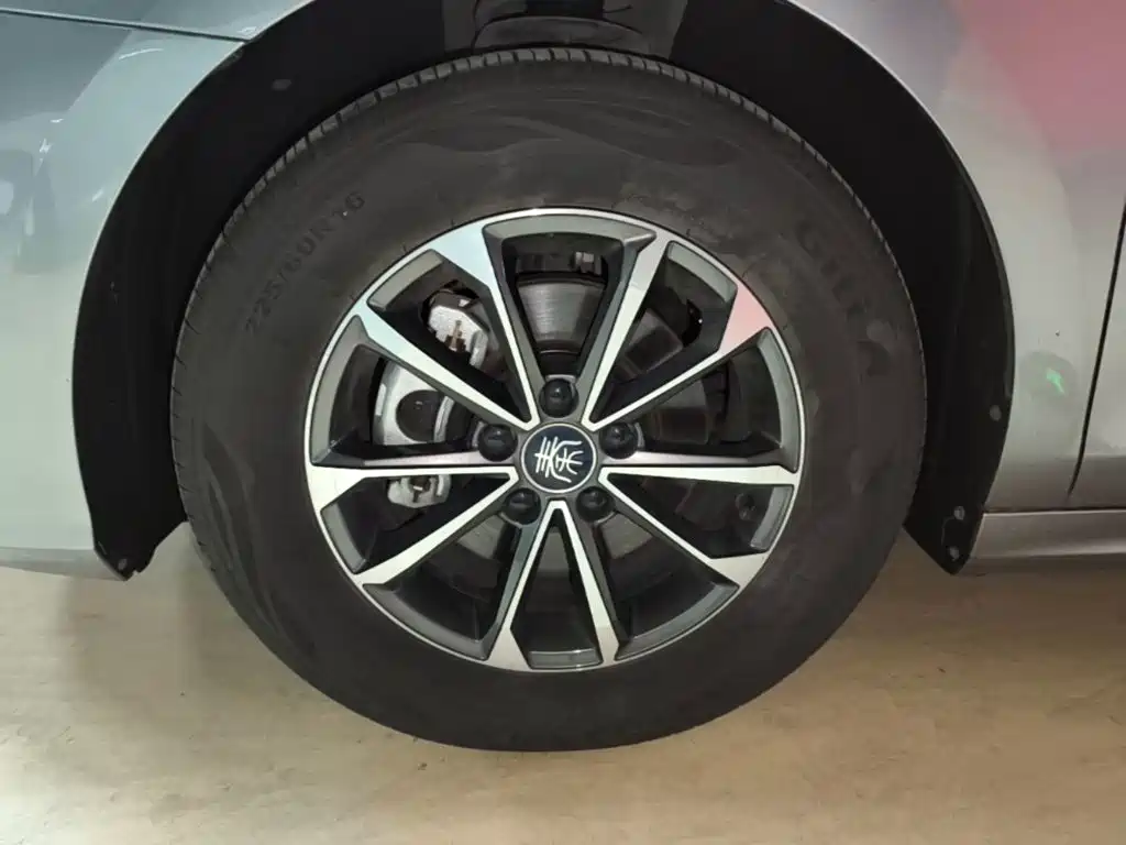 BYD Qin PLUS — миниатюра 23