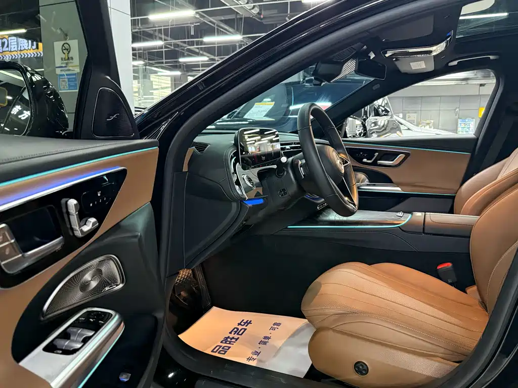 Mercedes-Benz E-Class E 2025 E 300 Fashion Sport