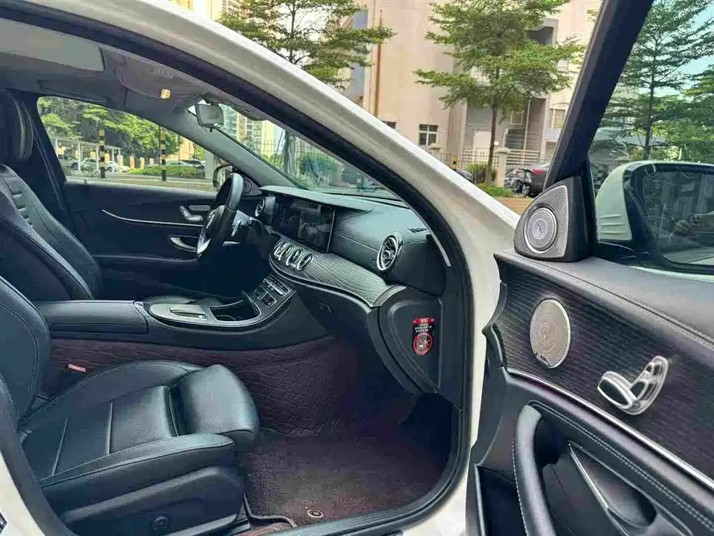 Mercedes-Benz E-Class E 2020 E 260 L Sport