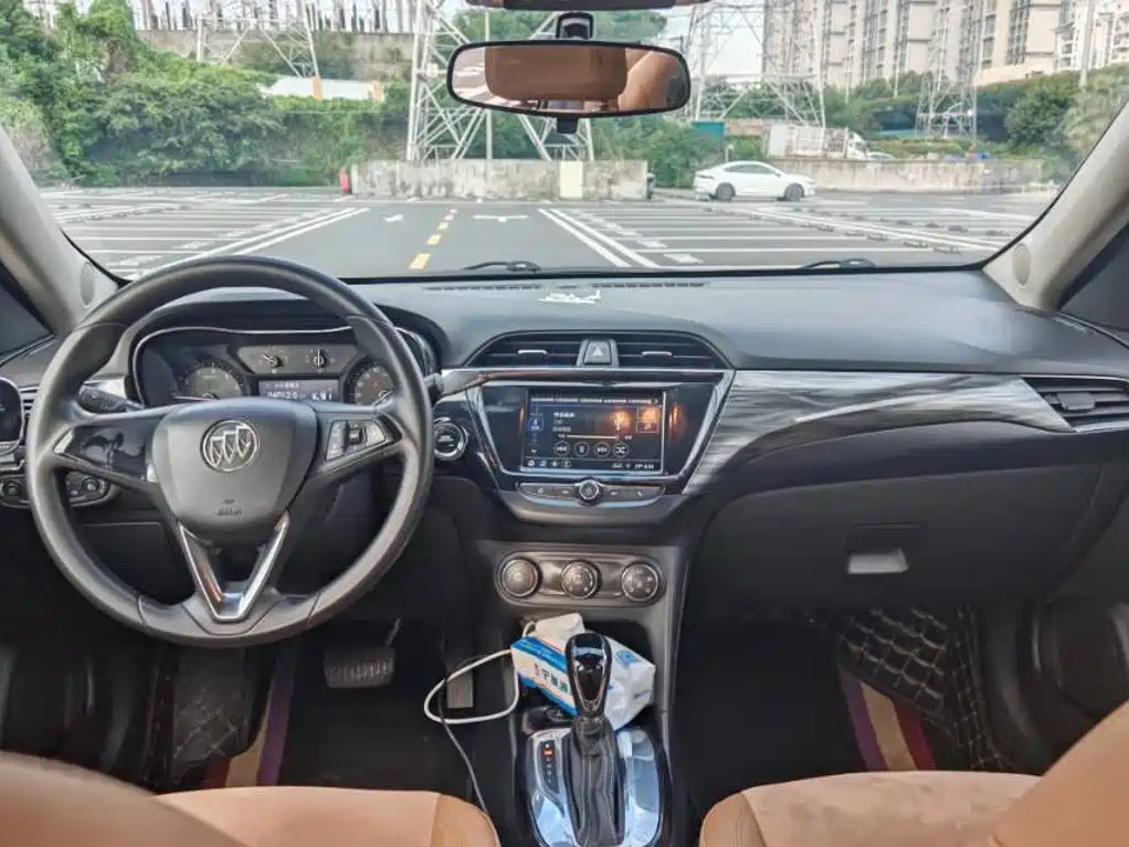 Buick Excelle — миниатюра 8