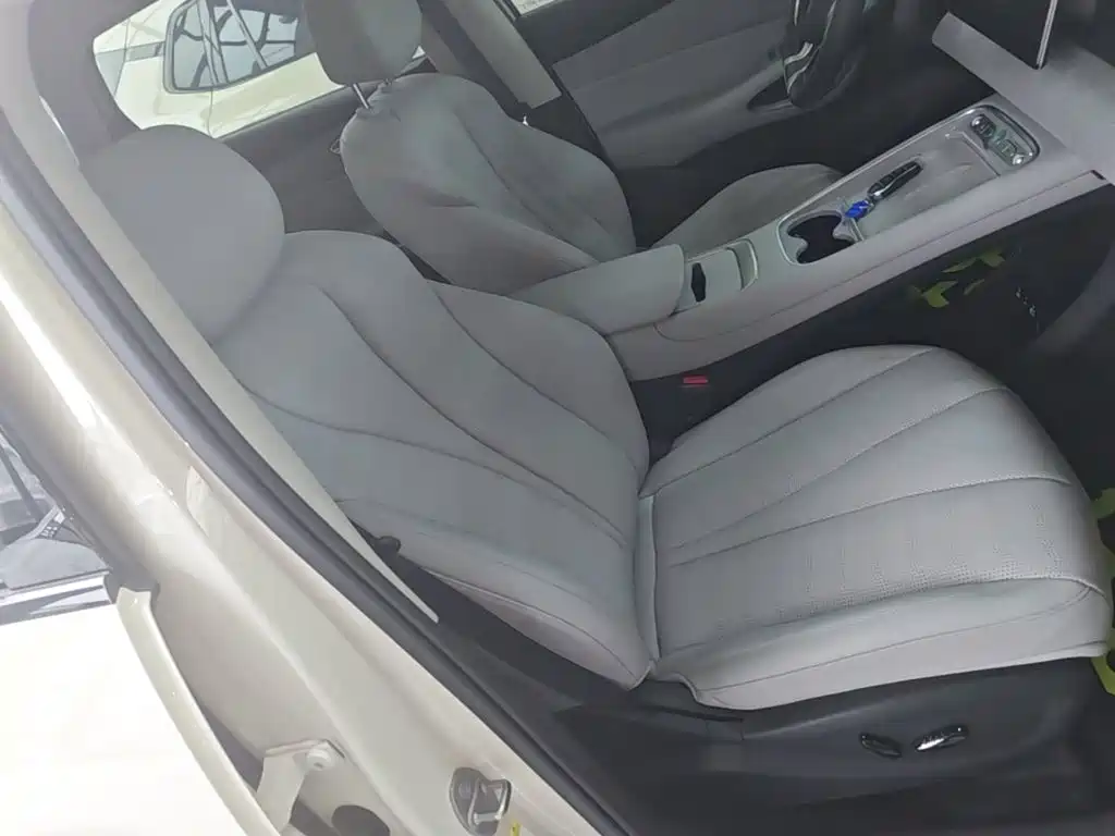 BYD Sealion 05 EV — миниатюра 25