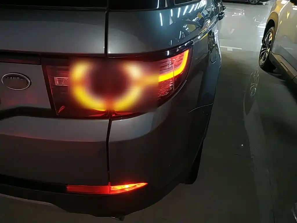 Land Rover Discovery Sport — миниатюра 8