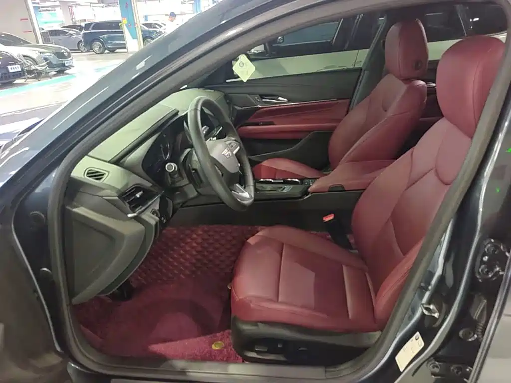 Cadillac CT4 — миниатюра 15