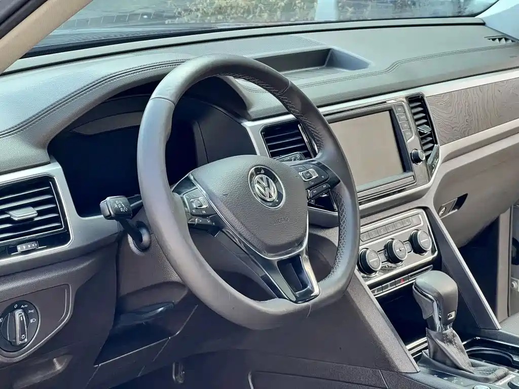 Volkswagen Teramont — миниатюра 12