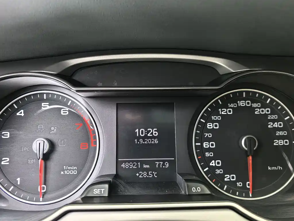 Audi A4L — миниатюра 21