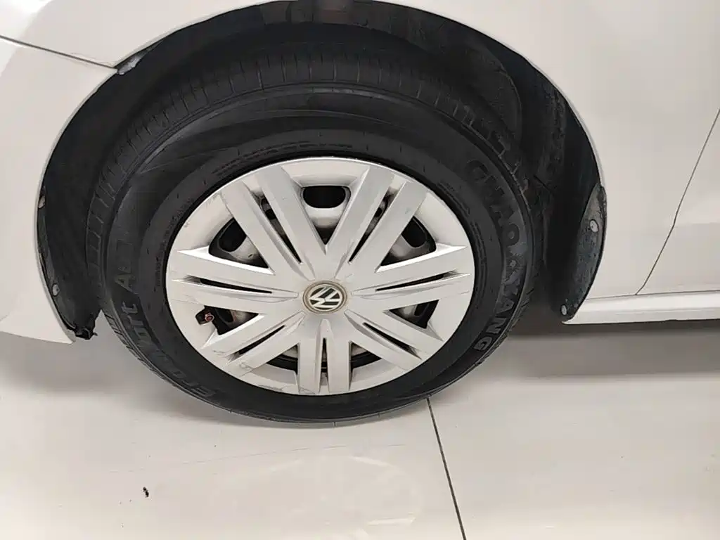 Volkswagen Polo — миниатюра 23