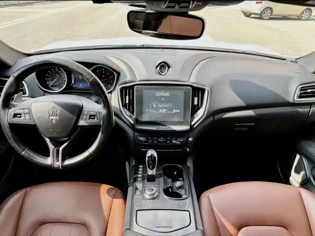 Maserati Ghibli — миниатюра 6