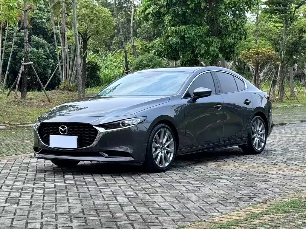 Mazda 3 Axela 2023