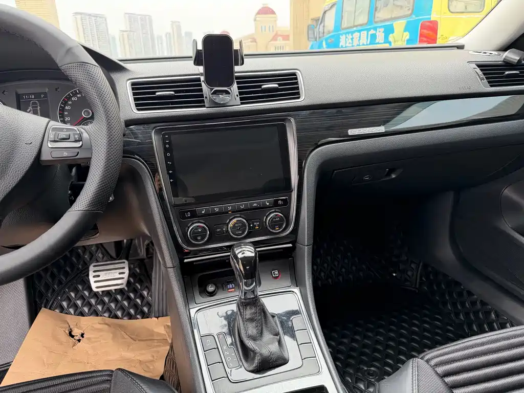 Volkswagen Passat — миниатюра 9