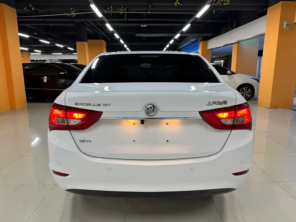 Buick Excelle — миниатюра 7