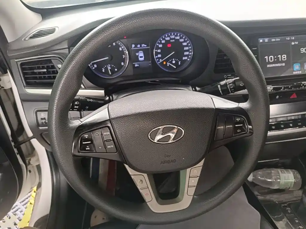 Hyundai Mistra — миниатюра 11
