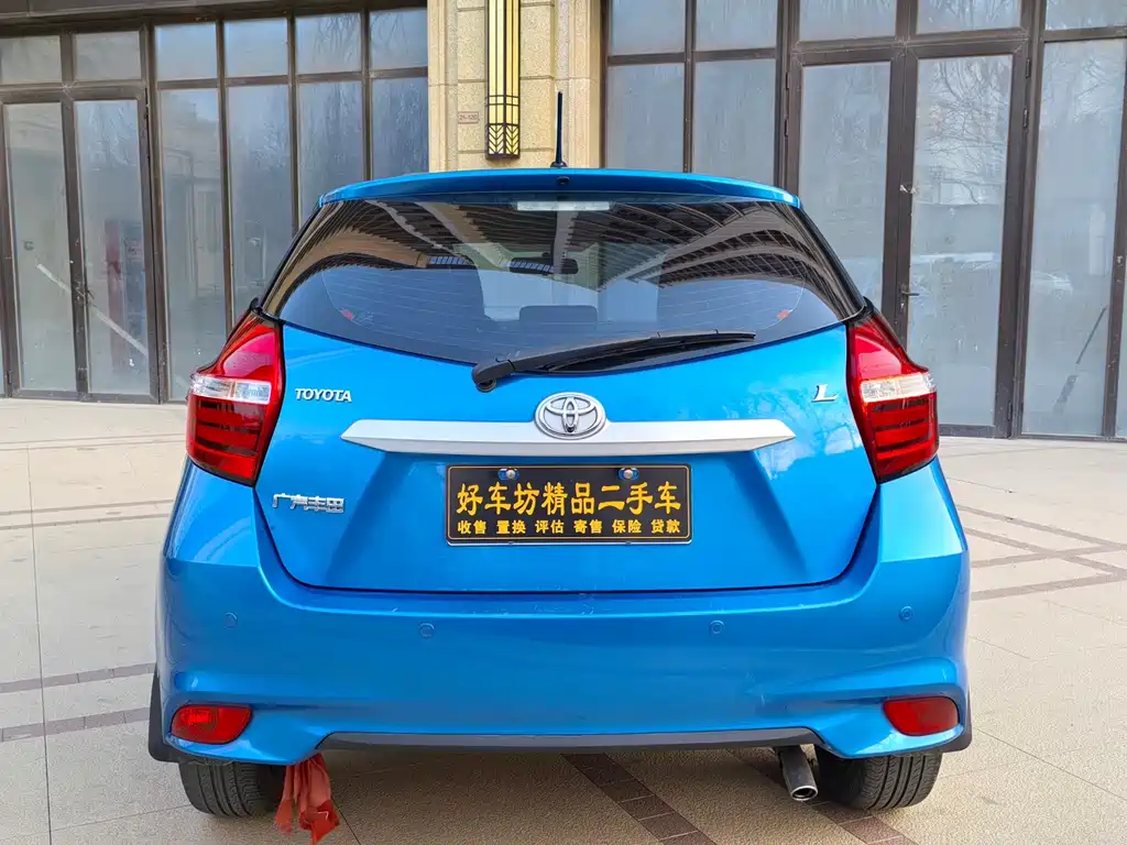 Toyota Yaris L - фото 5