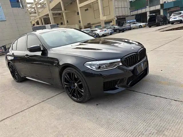 BMW M5 2019
