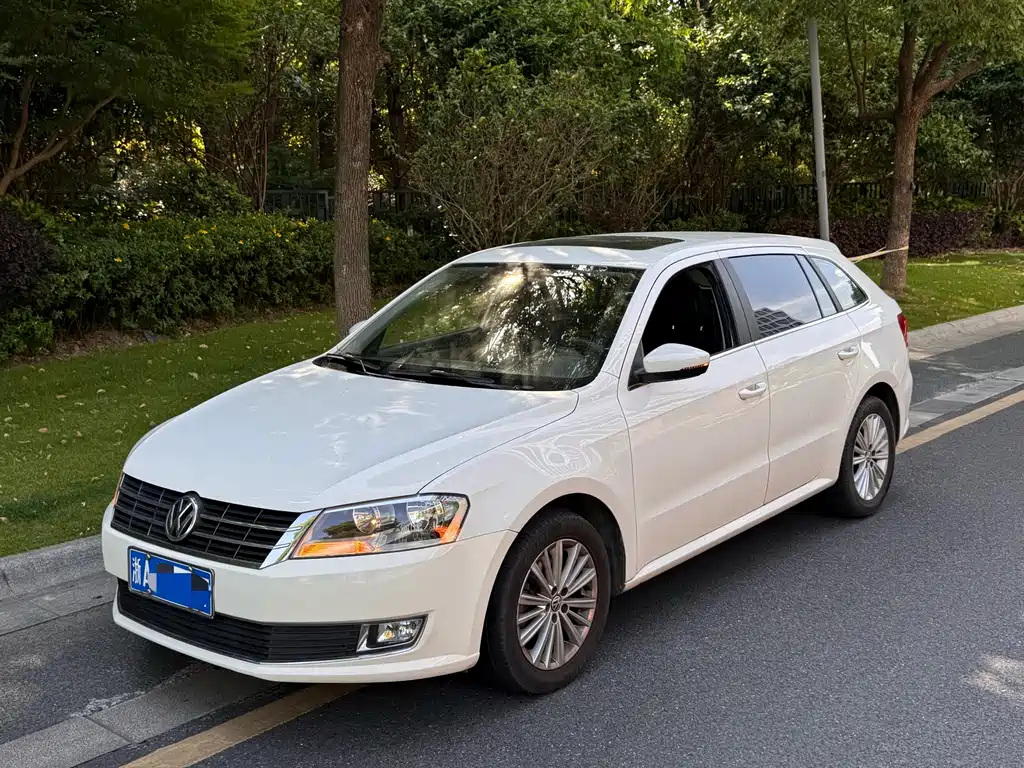 Volkswagen Gran Lavida 2014
