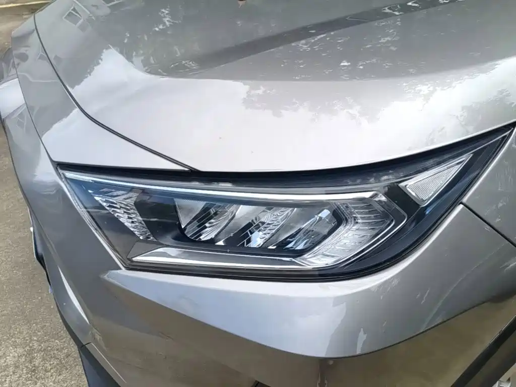 Toyota RAV4 — миниатюра 24