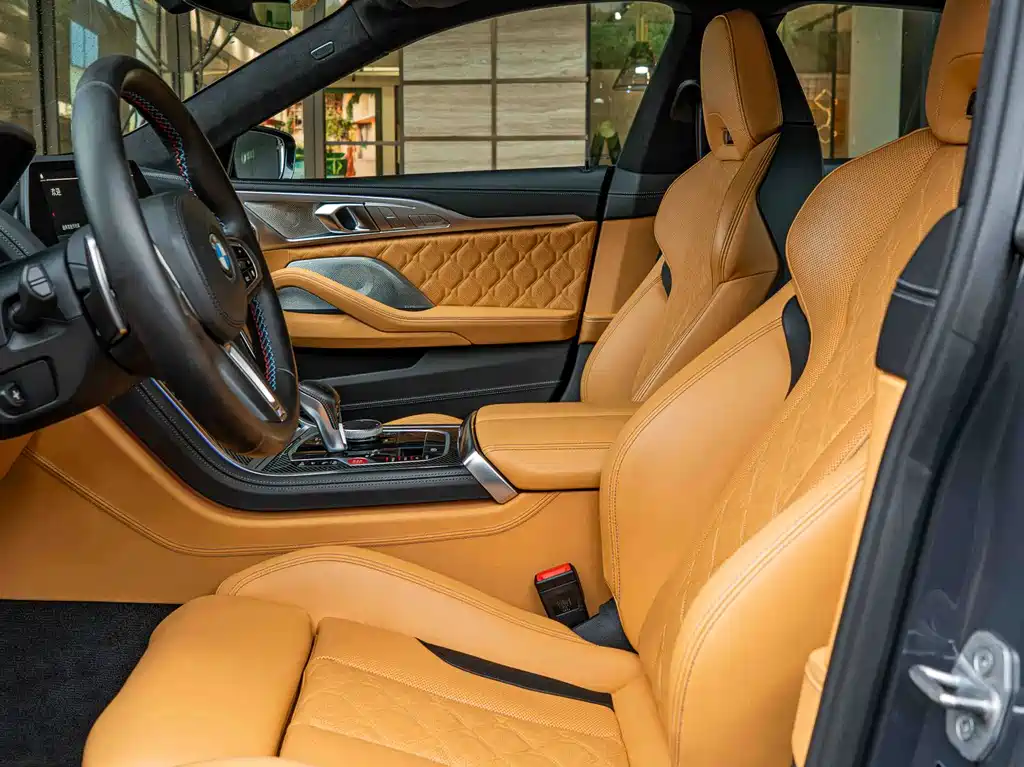 BMW M8 — миниатюра 11