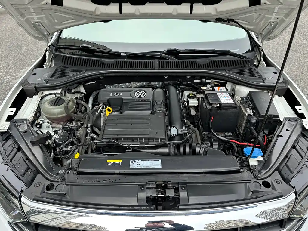 Volkswagen Sagitar - фото 18